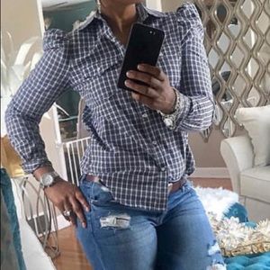 Greyson checked top new without tags.